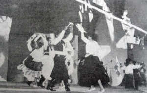 1991 Bailarines cueca 2
