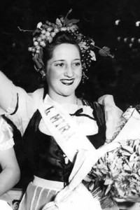 Susana Justel saludo 1939