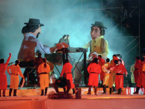 2001-Marionetas